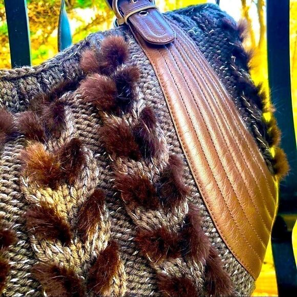 NEW SALVATORE FERRAGAMO BALENA MINK LEATHER HOBO HANDBAG - Picture 6 of 16